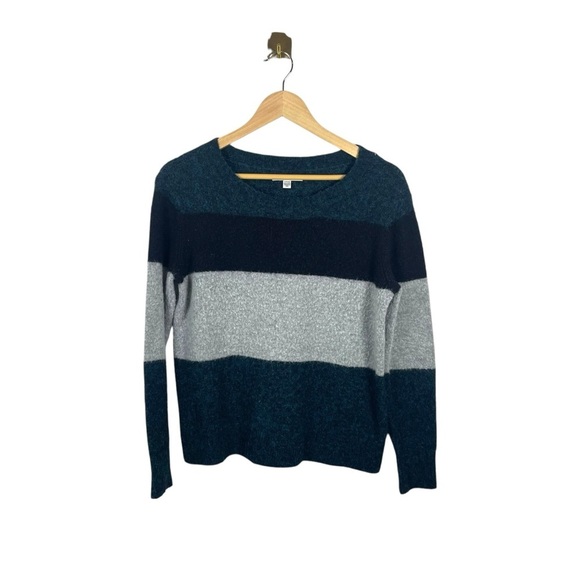 American Eagle Fuzzy Crewneck Colorblock Sweater in Teal/Grey/Black Size S - Picture 1 of 8
